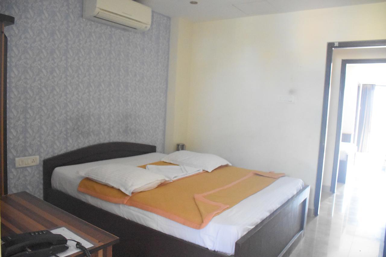 Готель Star Msr Residency Perambalur Екстер'єр фото